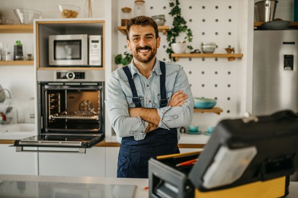 Cost of Handyman Installation Service in Broomfield