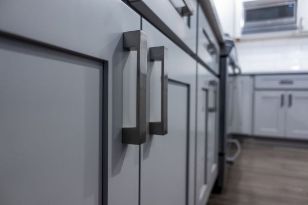 Cost of Hardware Mounting in Broomfield