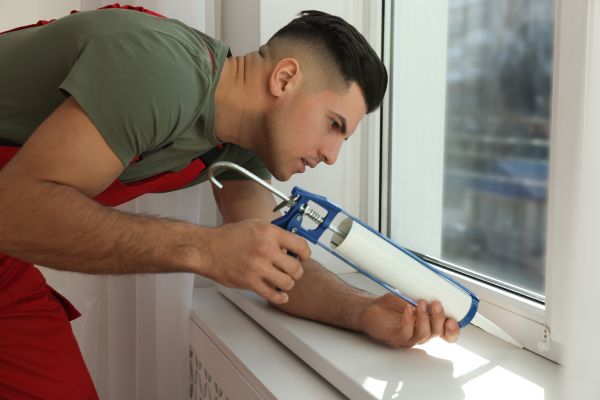 Cost of Window Caulking Repair in Broomfield