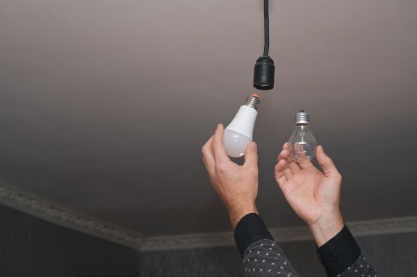 Cost of Light Bulbs Replacement in Broomfield