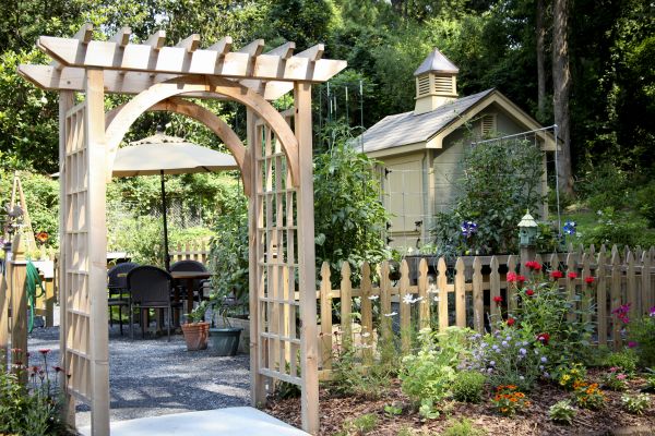 Cost of Trellis Mounting in Broomfield