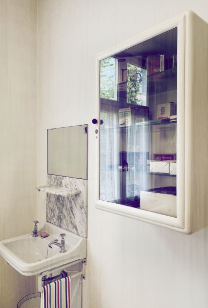 Cost of Medicine Cabinet Installation in Broomfield